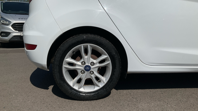 Ford Fiesta 1.0 EcoBoost Zetec 5dr Petrol Hatchback